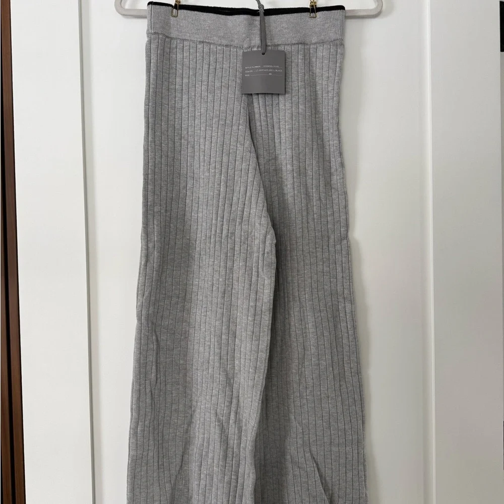Marled Gray Knit Cardigan with Black Trim - Picture 6 of 8